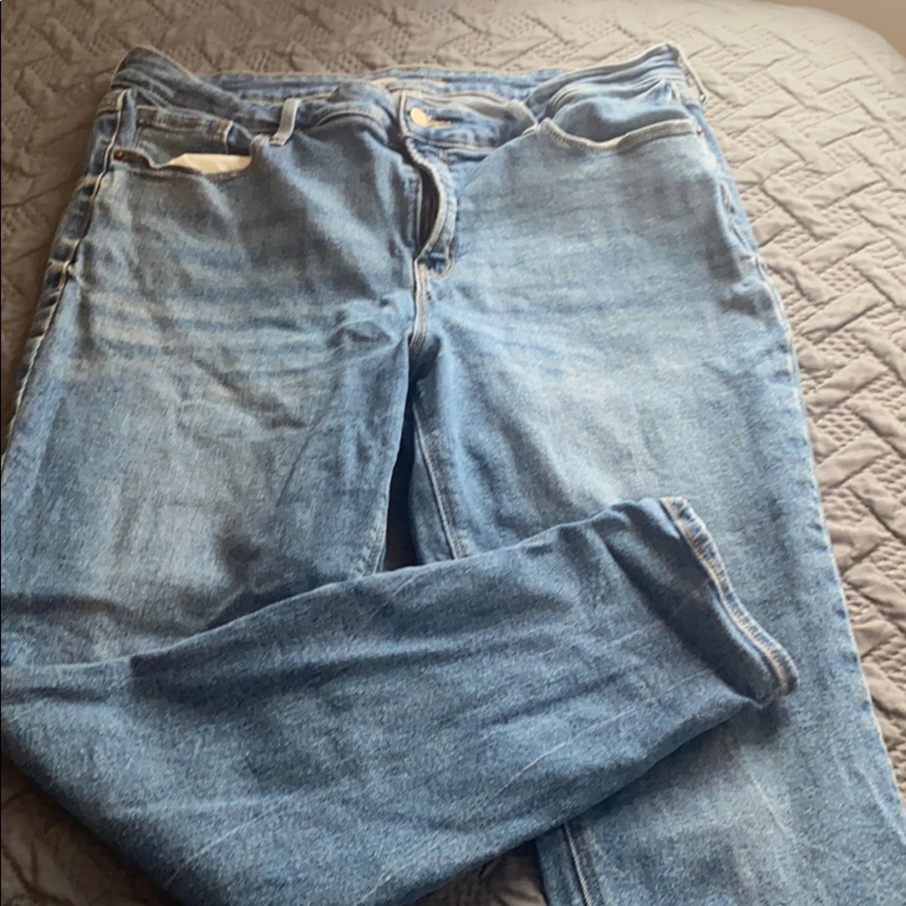 Size 16 old navy skinny jeans